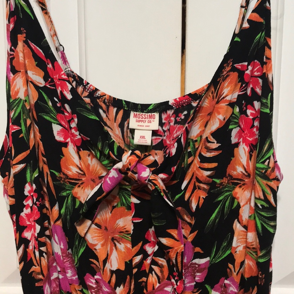 Tropical Floral Print Romper - Picture 2 of 4